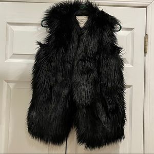 A&F Black Faux Fur Vest